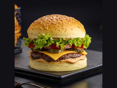 Signature Fresh Beef Burger