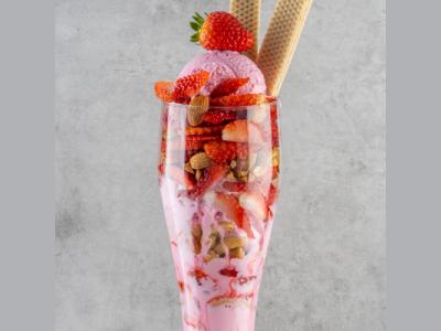 Starwberry Sundae
